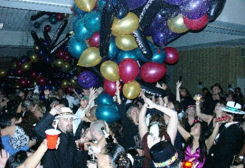 new-years-eve-balloon-drop