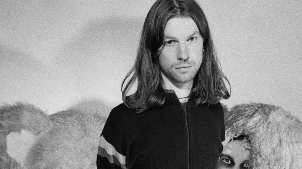 English electronic musician and composer Aphex Twin (Richard James), circa 2000. (Photo by Andy Willsher/Redferns/Getty Images)