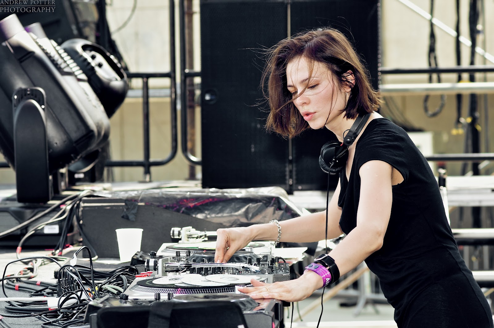 Écoutez le DJ set de Nina Kraviz @ Enter Terrace